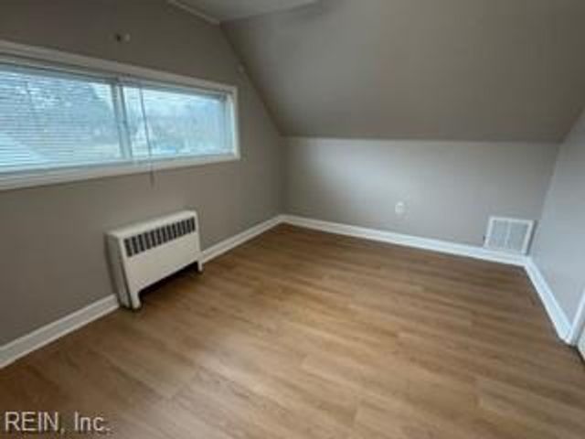 1820 Hartford DR, Norfolk, VA 23518