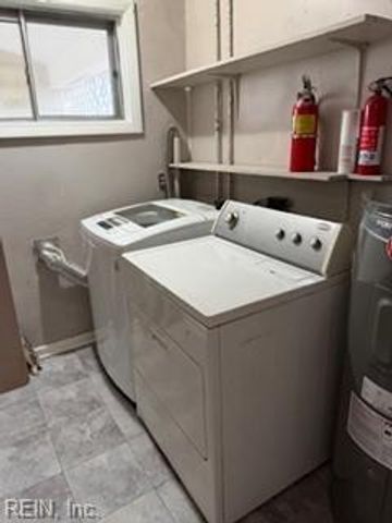 1820 Hartford DR, Norfolk, VA 23518