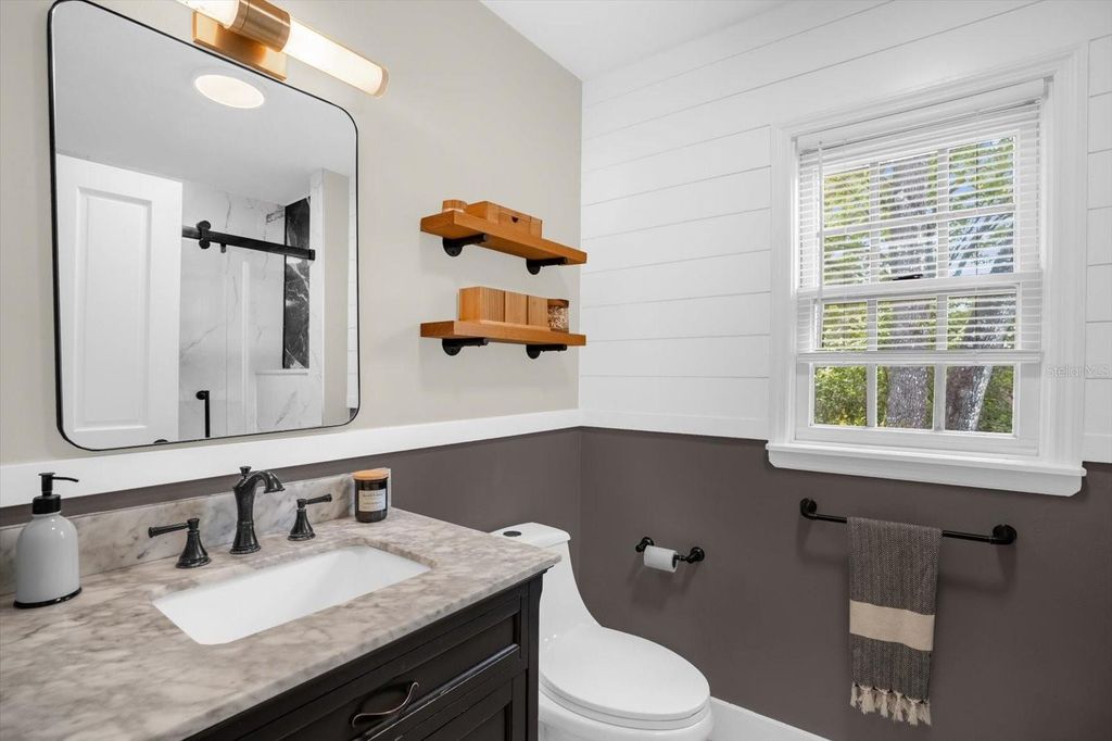 Image 19 of property listing at 331 OLD EUSTIS ROAD, Mount Dora, FL 32757