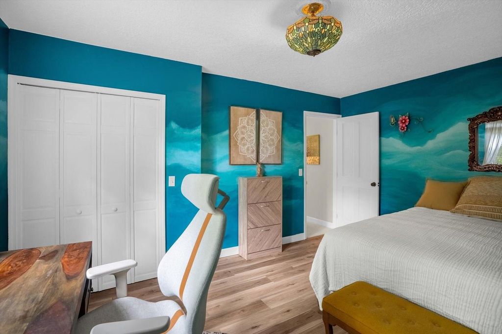 Image 22 of property listing at 331 OLD EUSTIS ROAD, Mount Dora, FL 32757