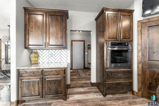 8401 E Roughlock St Street, Sioux Falls, SD 57110