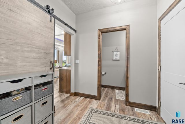 8401 E Roughlock St Street, Sioux Falls, SD 57110