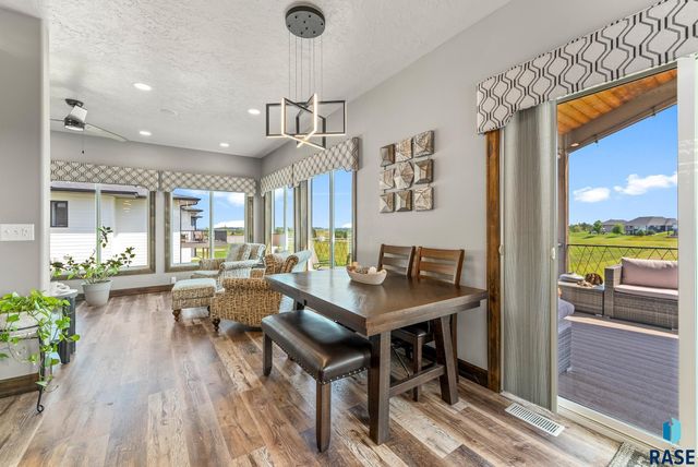 8401 E Roughlock St Street, Sioux Falls, SD 57110