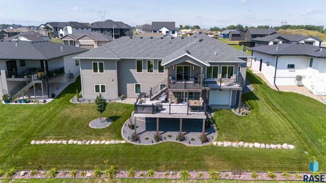 8401 E Roughlock St Street, Sioux Falls, SD 57110
