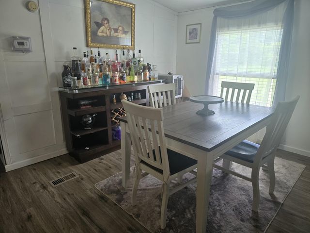 689 Schmitt Road, Rossville, GA 30741