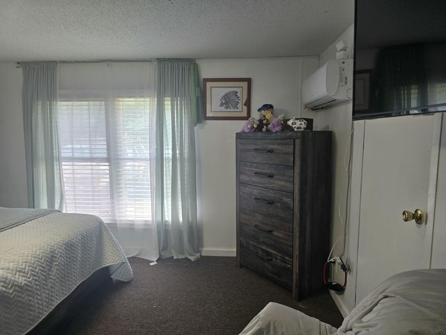 689 Schmitt Road, Rossville, GA 30741