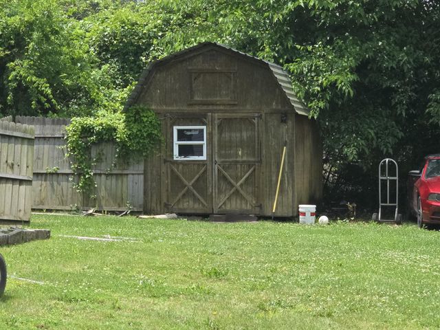 689 Schmitt Road, Rossville, GA 30741