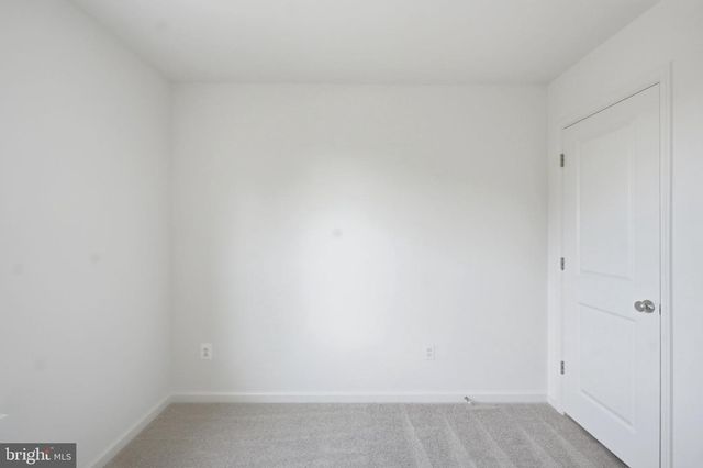 8 MAGNOLIA CT, Gettysburg, PA 17325