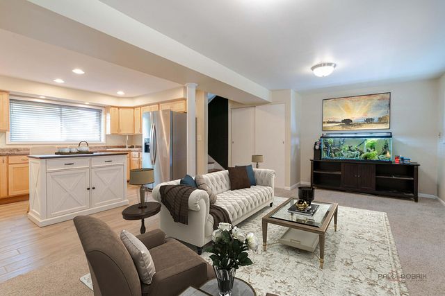 645 Marine Drive, Wauconda, IL 60084