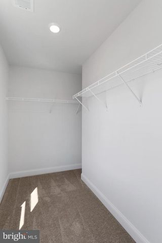 23 SUSSEX DR, Falling Waters, WV 25419