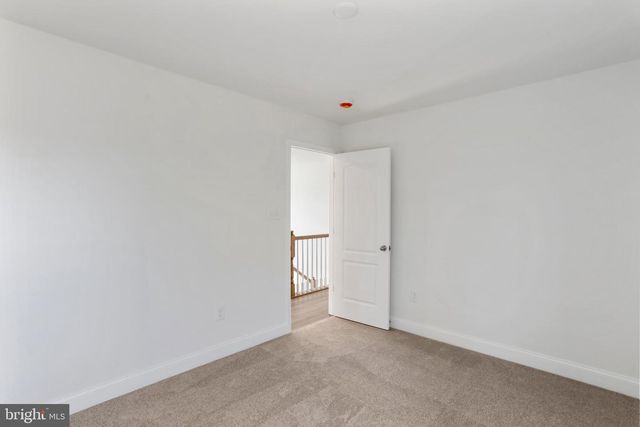 23 SUSSEX DR, Falling Waters, WV 25419