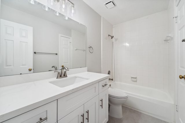 13038 Skymeadow Drive, Houston, TX 77082