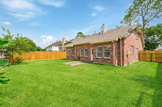 13038 Skymeadow Drive, Houston, TX 77082