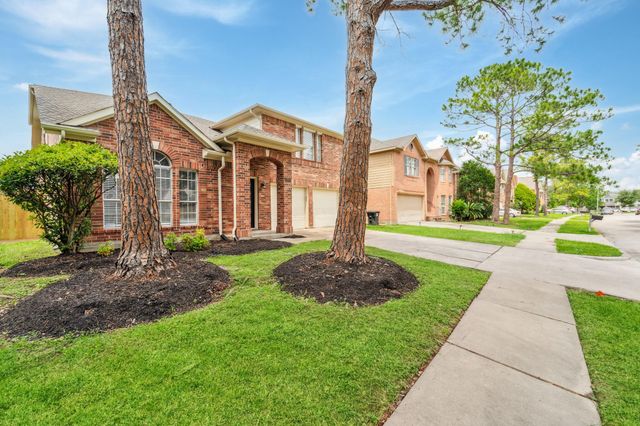 13038 Skymeadow Drive, Houston, TX 77082