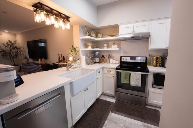 7447 Brompton Street 7447, Houston, TX 77025