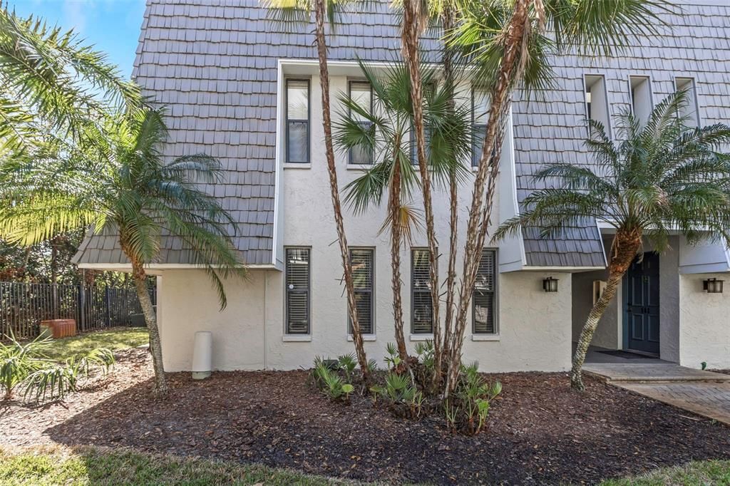 712 LYNDHURST STREET 301, Dunedin, FL 34698