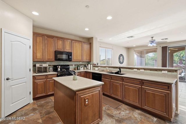 12403 N Wing Shadow Lane, Marana, AZ 85658