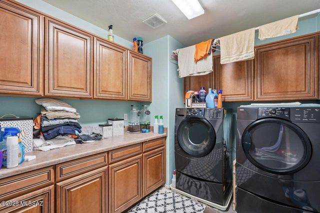 12403 N Wing Shadow Lane, Marana, AZ 85658