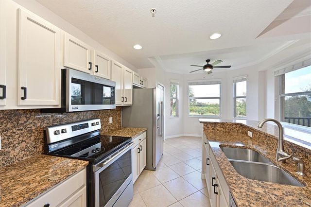 8403 GRAND ESTUARY TRAIL 306, Bradenton, FL 34212