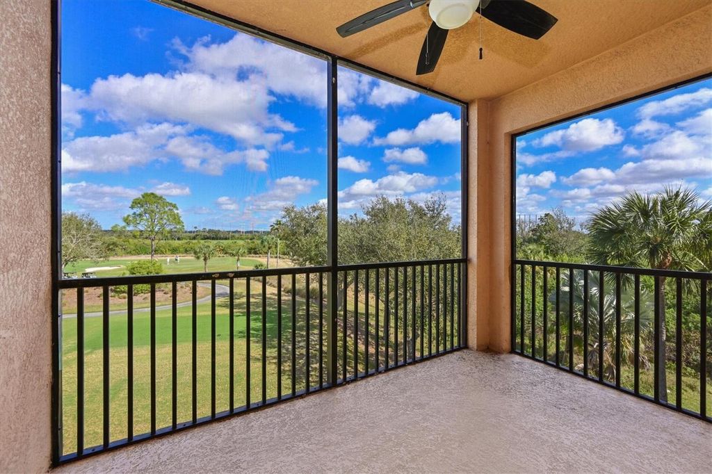 Image 11 of property listing at 8403 GRAND ESTUARY TRAIL 306, Bradenton, FL 34212