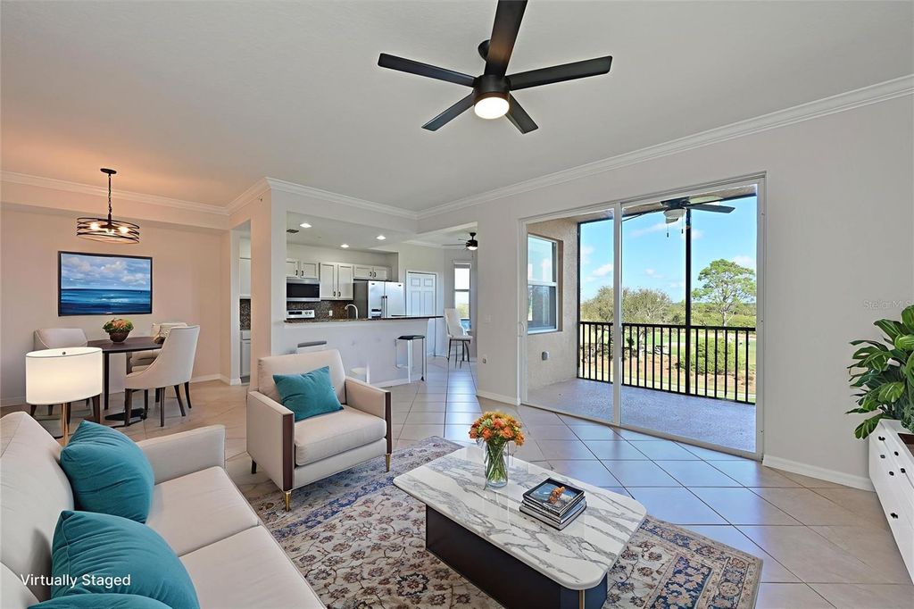 Image 8 of property listing at 8403 GRAND ESTUARY TRAIL 306, Bradenton, FL 34212