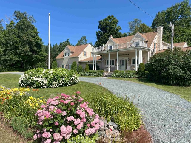 1174 US Route 2, Randolph, NH 03593
