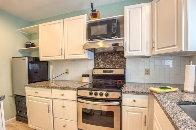 1174 US Route 2, Randolph, NH 03593