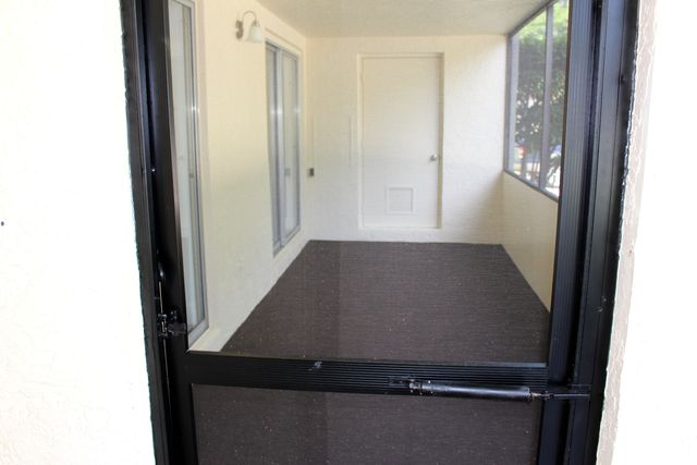 4181 S 57th Avenue D, Greenacres, FL 33463