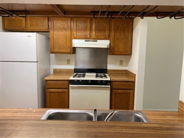 9004 Sedgemoor TRL B, Austin, TX 78748