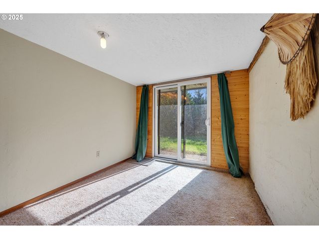 11605 HIGHWAY 101, Tillamook, OR 97141