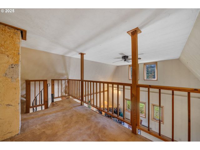 11605 HIGHWAY 101, Tillamook, OR 97141
