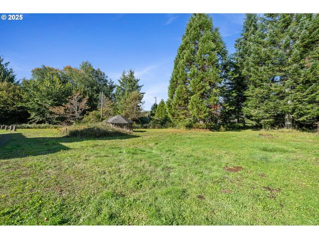 11605 HIGHWAY 101, Tillamook, OR 97141