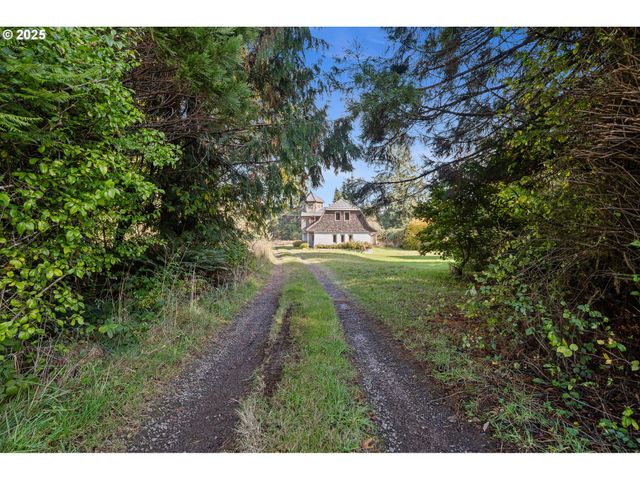 11605 HIGHWAY 101, Tillamook, OR 97141