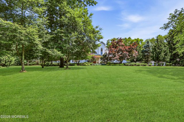 1591 Beaver Hollow Drive, Toms River, NJ 08755
