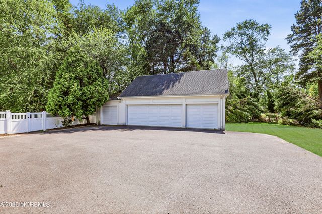 1591 Beaver Hollow Drive, Toms River, NJ 08755