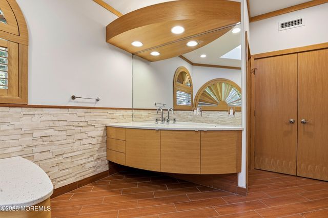 1591 Beaver Hollow Drive, Toms River, NJ 08755