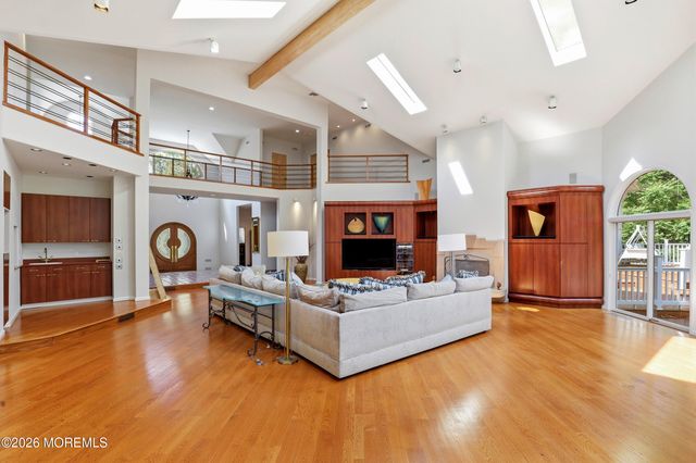 1591 Beaver Hollow Drive, Toms River, NJ 08755