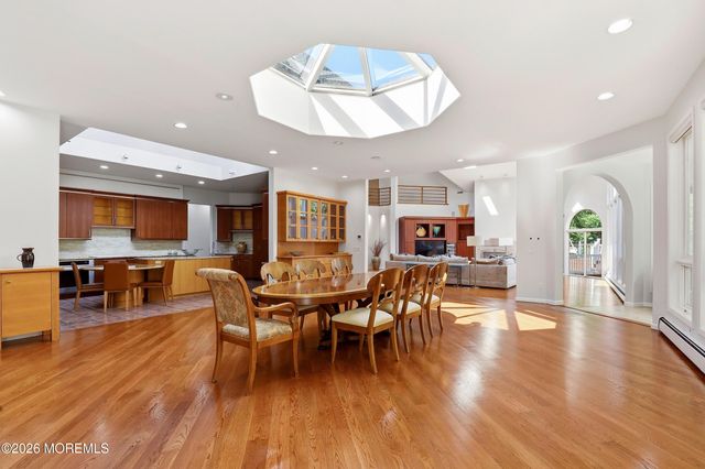 1591 Beaver Hollow Drive, Toms River, NJ 08755