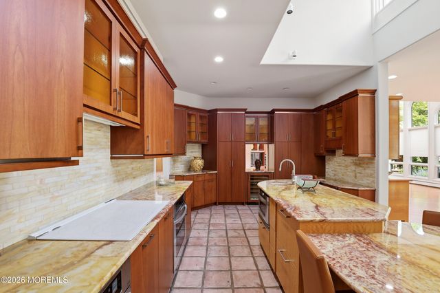 1591 Beaver Hollow Drive, Toms River, NJ 08755