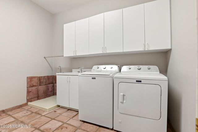 1591 Beaver Hollow Drive, Toms River, NJ 08755
