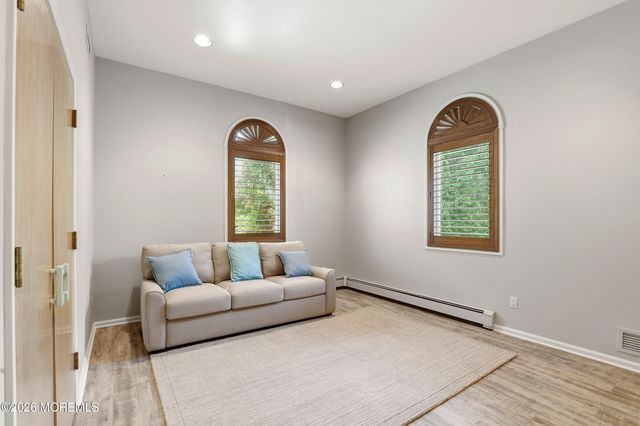 1591 Beaver Hollow Drive, Toms River, NJ 08755