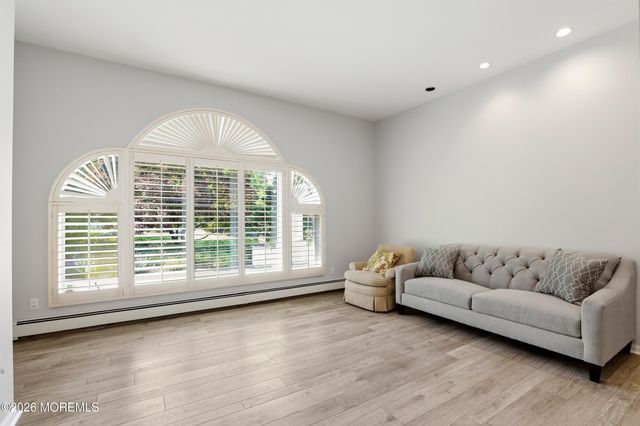 1591 Beaver Hollow Drive, Toms River, NJ 08755