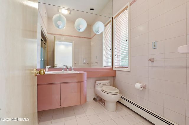1591 Beaver Hollow Drive, Toms River, NJ 08755