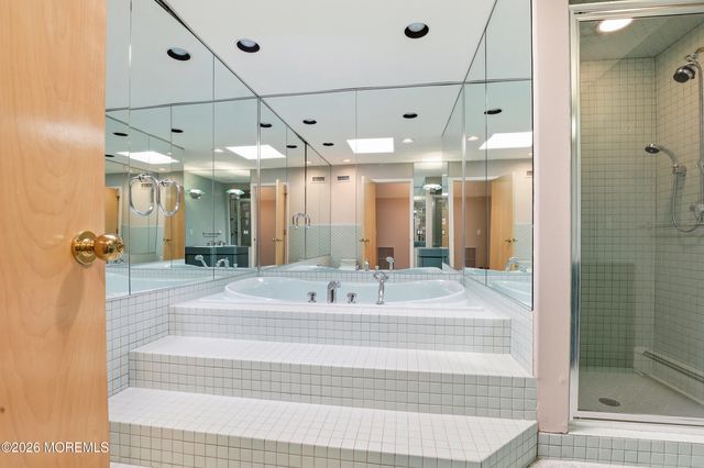 1591 Beaver Hollow Drive, Toms River, NJ 08755