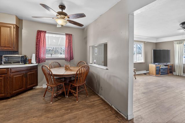 1943 S Huron Road, Kawkawlin, MI 48631