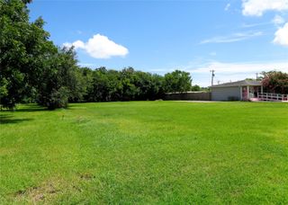 2418 25th Avenue N, Texas City, TX 77590