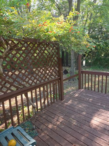 4879 Grand Street, Norton Shores, MI 49441