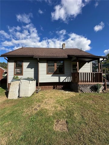 309 Harding Street, New Castle, PA 16101