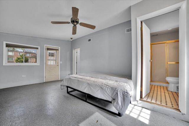 5549 W 102nd Street, Oak Lawn, IL 60453