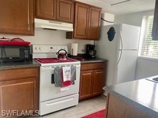 12620 Kenwood LN D, Fort Myers, FL 33907